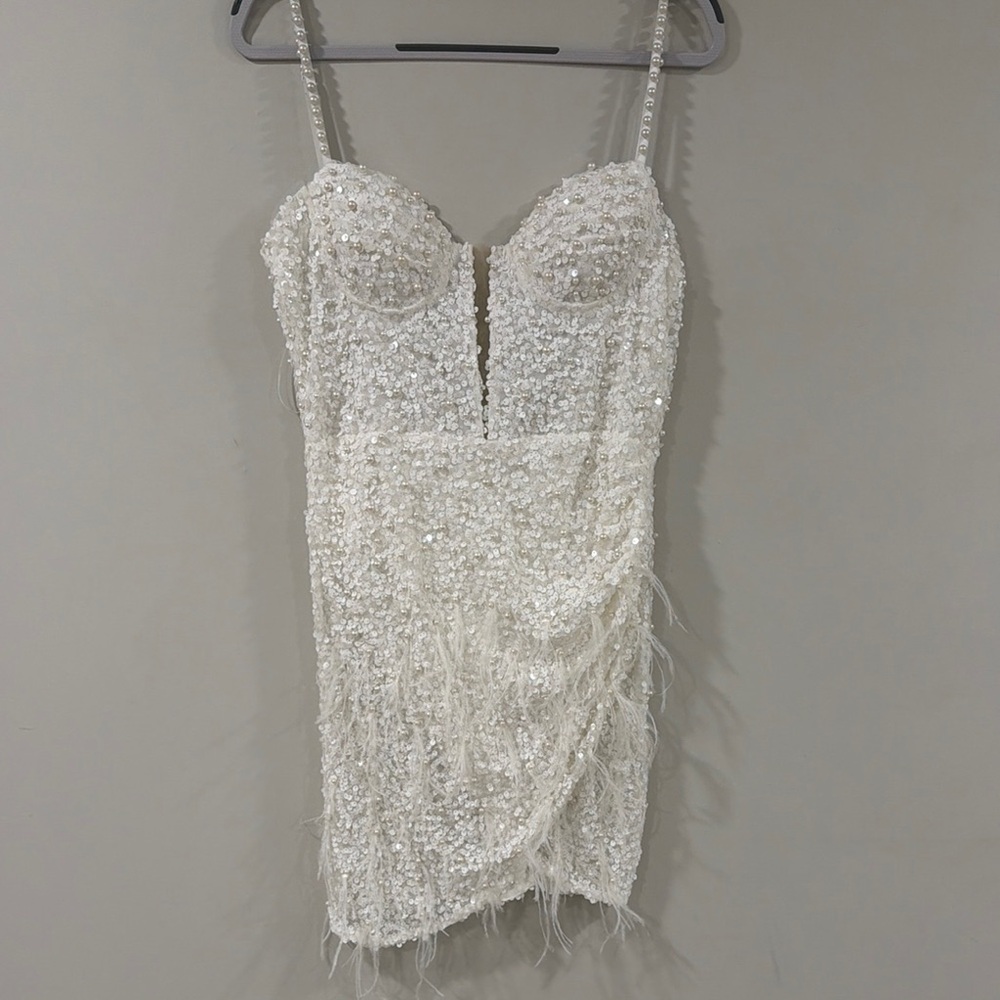 Elegant White Sequin Dress